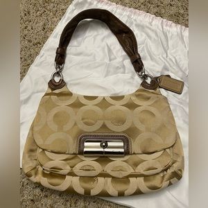 Coach shoulder bag with Crossbody Strap